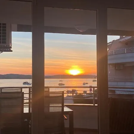 Ohana Apartment